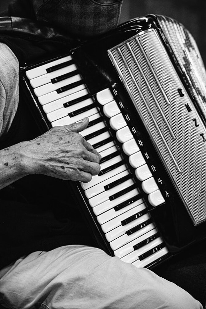 Foto van een accordeon (Unsplash free stock)