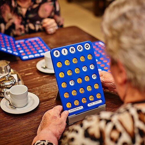 Foto van iemand die Bingo speelt